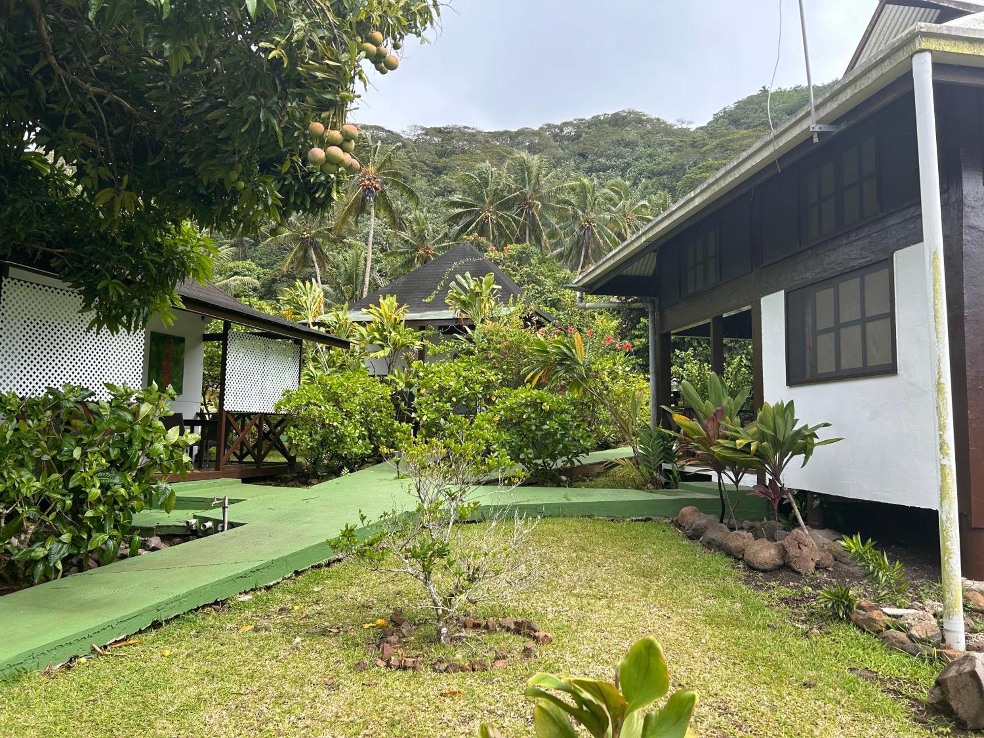 Pension Hibiscus Taha'A Vaitoare  Extérieur photo