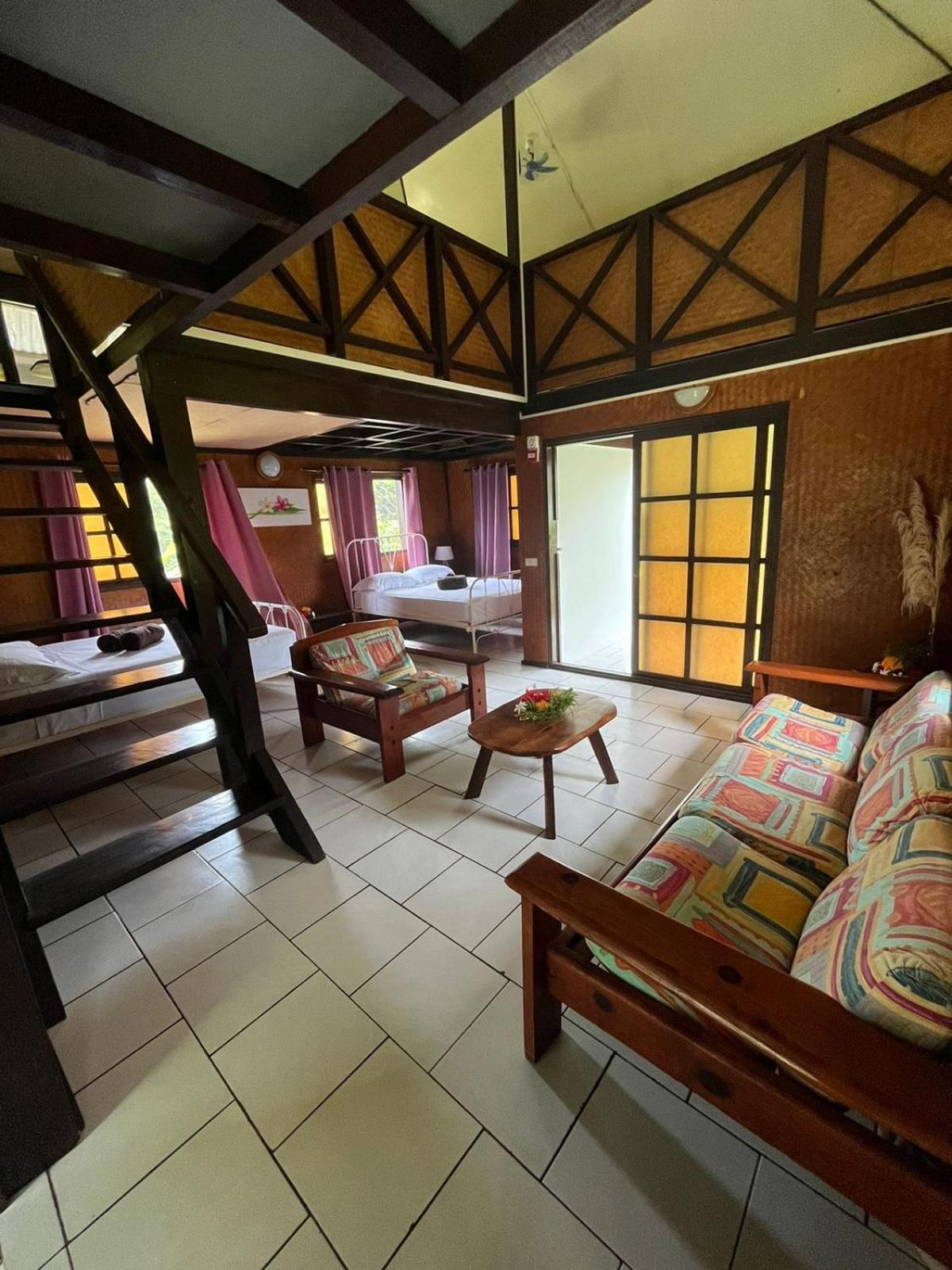 Pension Hibiscus Taha'A Vaitoare  Extérieur photo